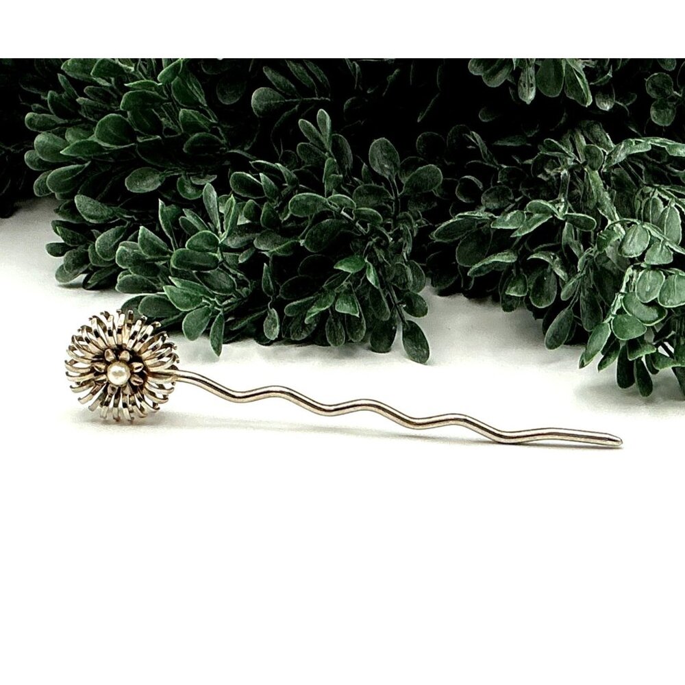 Silver-Tone Flower Hair Pin With Pearl Center